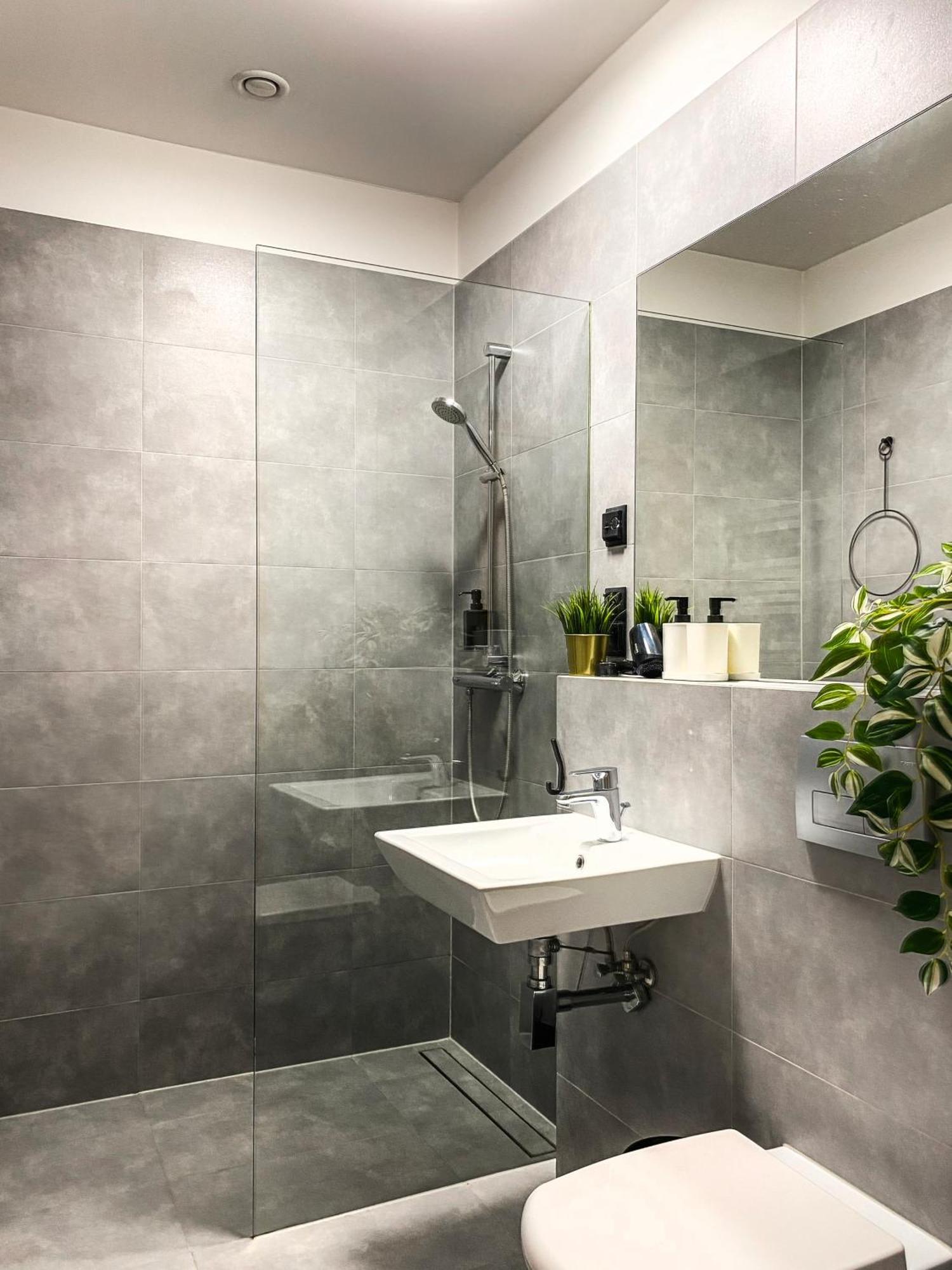 Cozy Apartment With Ac For Couples - Old Town Краков Экстерьер фото