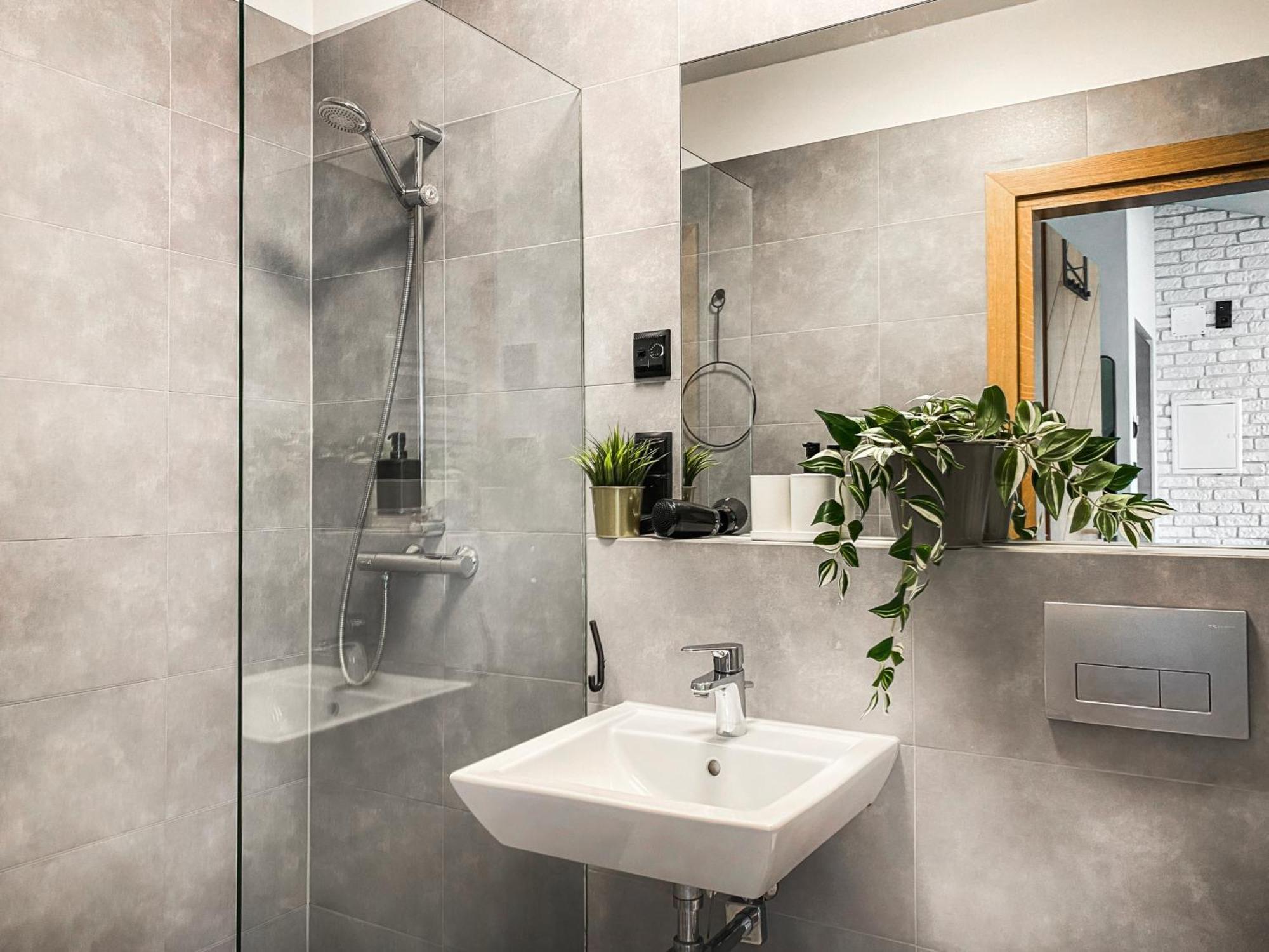 Cozy Apartment With Ac For Couples - Old Town Краков Экстерьер фото